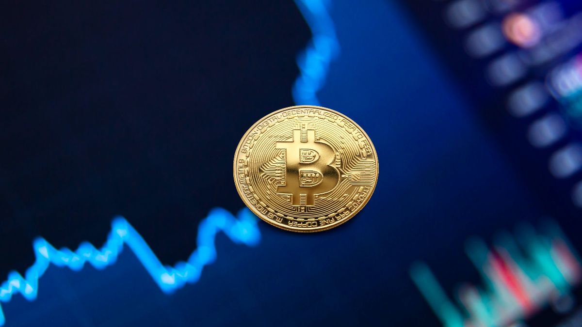 On August 19, 2016, the world of cryptocurrency enthusiasts and investors alike held their breath as the price of Bitcoin reached a significant milestone. The day marked a pivotal moment in the history of digital currencies, with the value of Bitcoin skyrocketing to an unprecedented level. Let's delve into the details of the 2016-08-19 Bitcoin price and its implications for the crypto market.